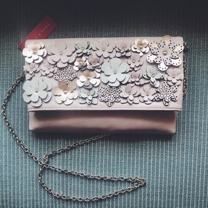 NWT Kelly & Katie Pink floral Crossbody